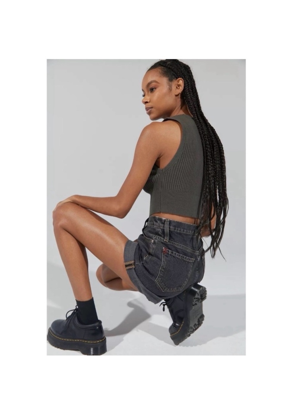 BDG women’s jean shorts size26 mom high-rise cuffed zip fly